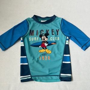 Rashguard BOYS or GIRLS with Mickey by The Disney Collection Size 3 Stretch
